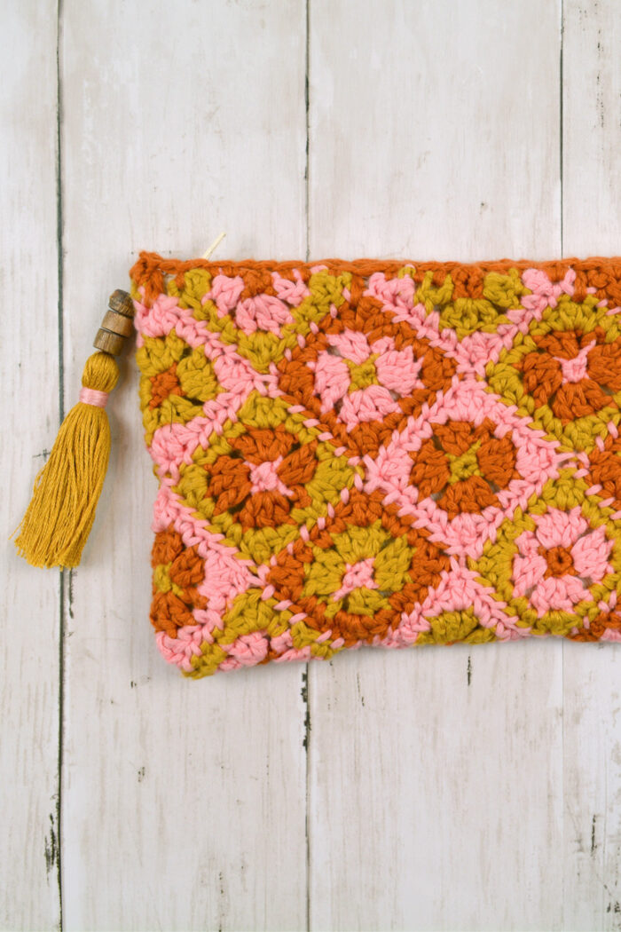 Sunset Medium Zipper Bag Crochet Pattern
