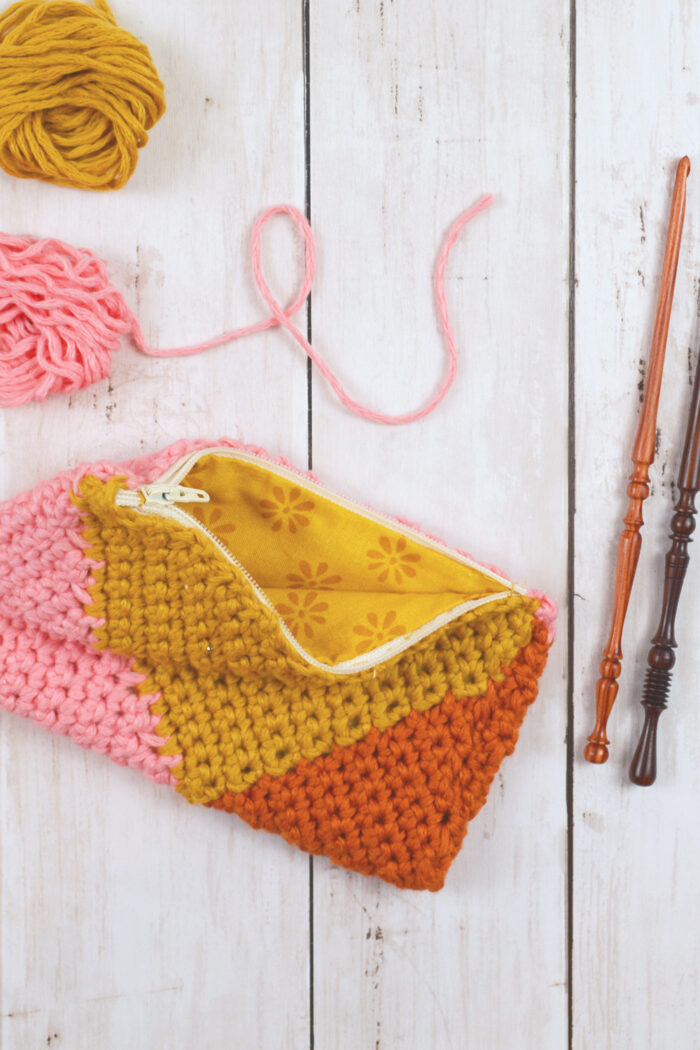 Sunset Small Zipper Bag Crochet Pattern - Image 2